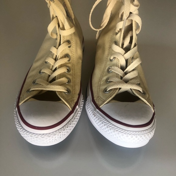 Converse High Top Sneakers Size 9 - Picture 6 of 9